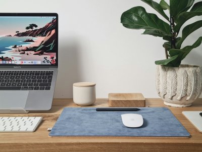 Leer op je bureau maakt je werkplek meteen rustiger